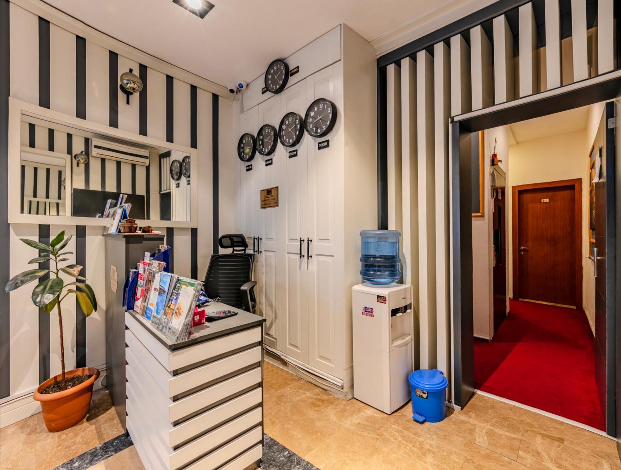 La Pazza Suites Istambul Extérieur photo