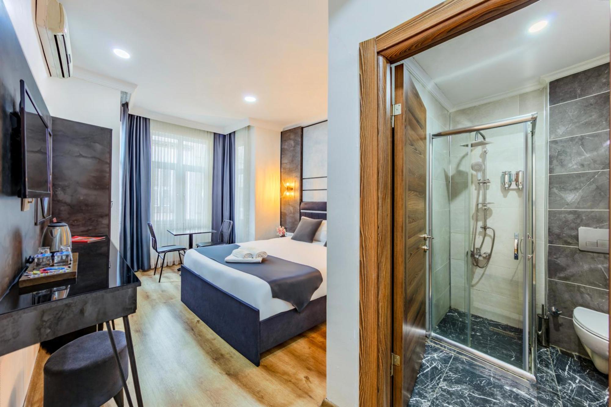 La Pazza Suites Istambul Extérieur photo
