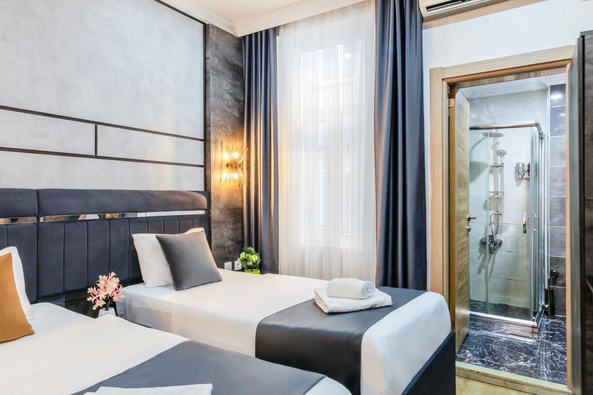 La Pazza Suites Istambul Extérieur photo