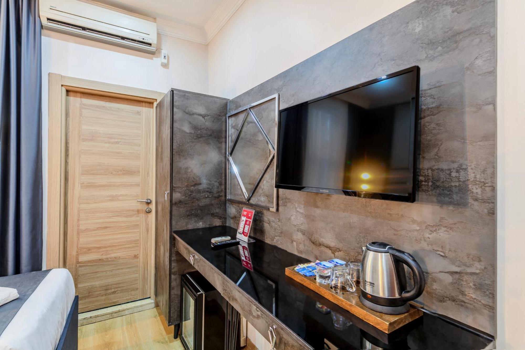 La Pazza Suites Istambul Extérieur photo