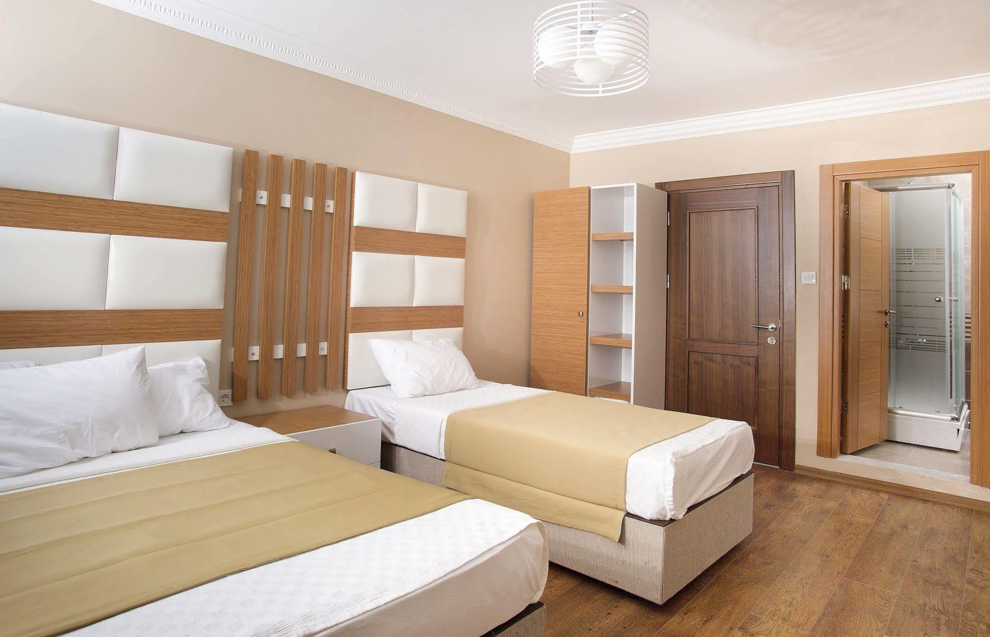 La Pazza Suites Istambul Extérieur photo